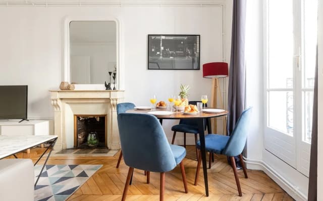 River Seine - Quartier Latin Apartment - photo 2