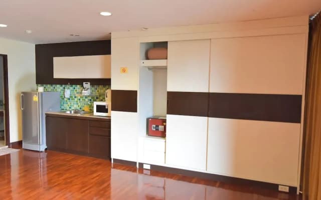 Eight Ville Apartment - photo 2
