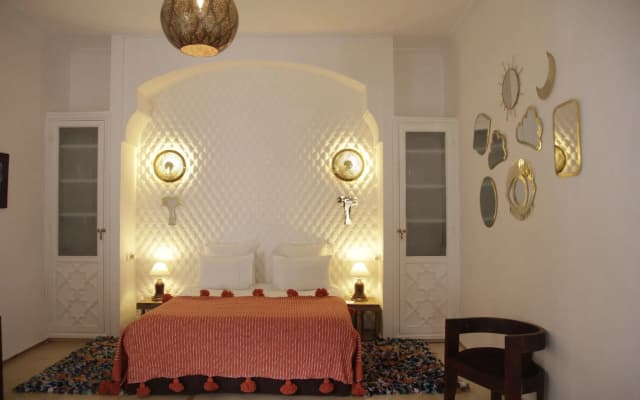 Riad Anyssates - photo 2