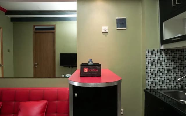 Nice 2BR Green Park View Daan Mogot Apartment - photo 3