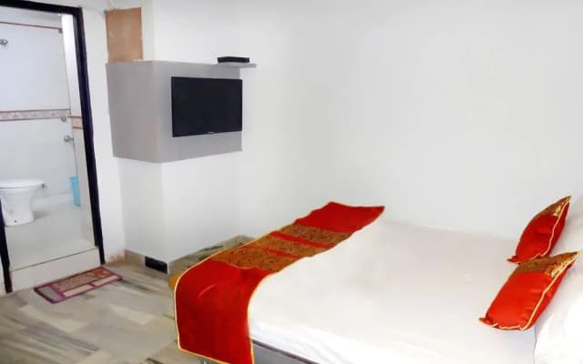 Hotel Hare Krishna - photo 5
