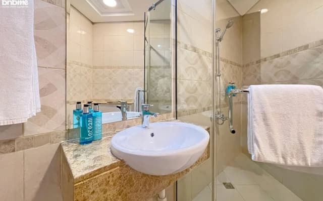 bnbme | The Court Tower | 1 BDR - photo 5