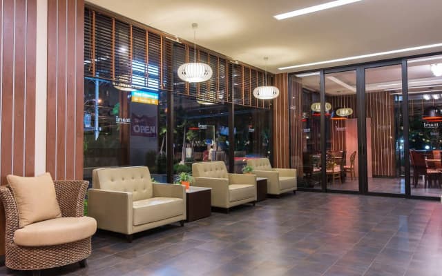 Marsi Hotel - photo 2