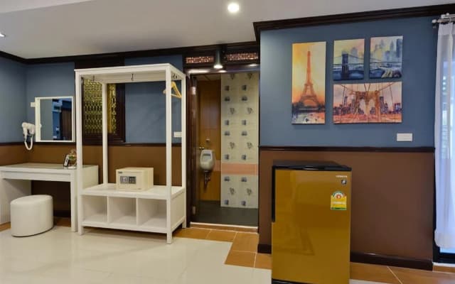 Media Hotel & Residence - photo 2