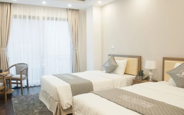 The Pilgrim Hotel - photo 2