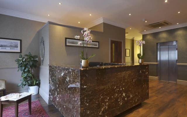The Princes Square Hotel - photo 2