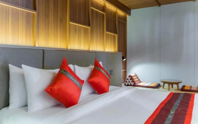 True Siam Phayathai Hotel - SHA Extra Plus Certified - photo 2