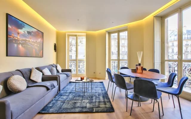 60 - Luxury Parisian Home Sebastopol 2DG - photo 2