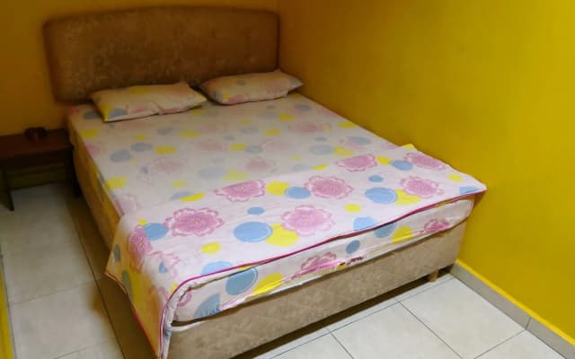 Lucky Budget Hotel - photo 3