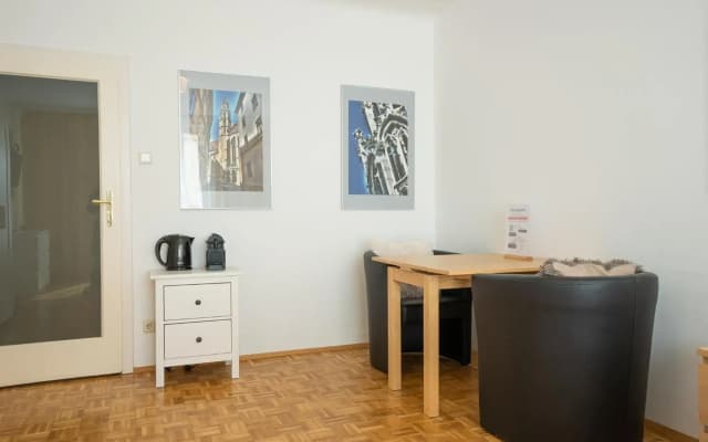 Central living - Stephansdom Apartments - photo 2