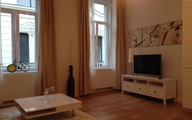Flatiron Budapest Apartments - photo 2