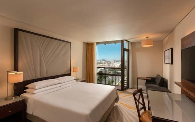 Lisbon Marriott Hotel - photo 4