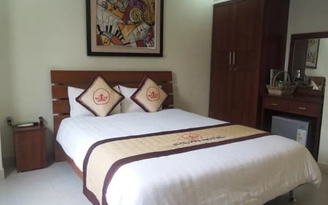 Calvin Hotel - photo 3