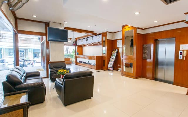 Fadragon Hotel - photo 2