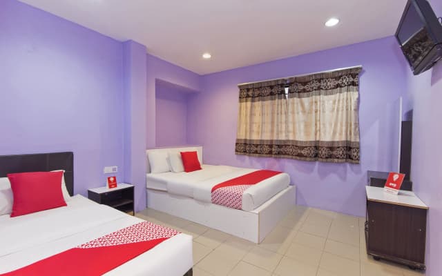 OYO 280 Hotel Dragon Inn - photo 3