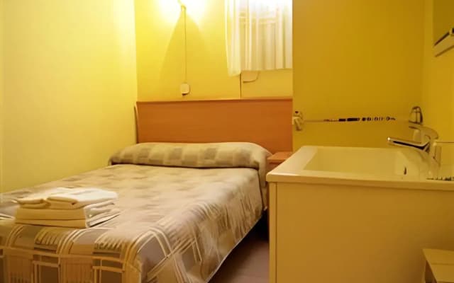 Hostal Delfos - photo 2