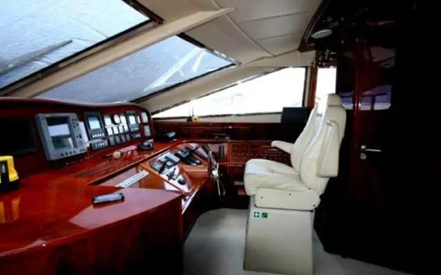Luxury Yacht - photo 5