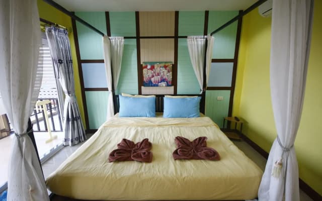 Koh Larn Sea Side Resort - photo 5