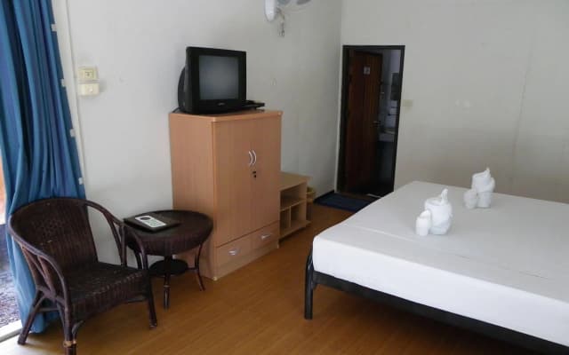 Blu' Beach Bungalows - photo 4
