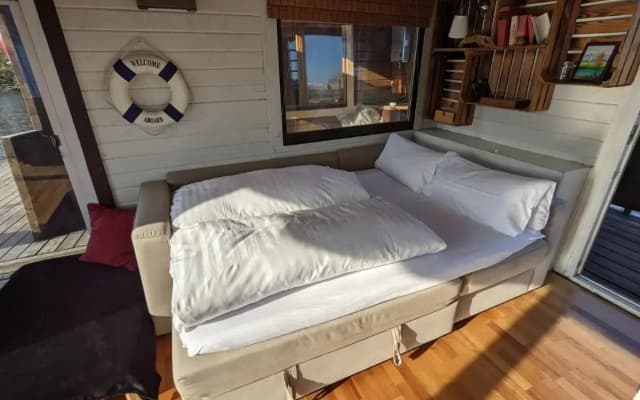 Hausboot mit Hottub in Berlin - photo 2