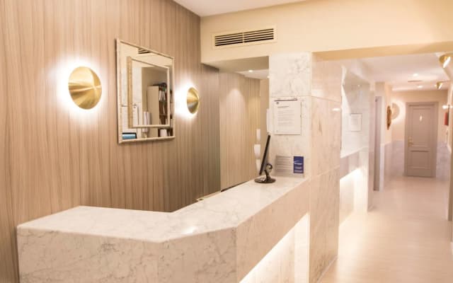 Los Condes Hotel - photo 2