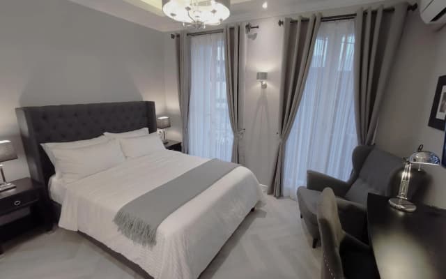 Double Bed Hotel - photo 2
