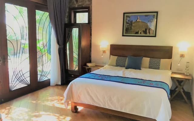 An Bang Beach Stone Villa - photo 4