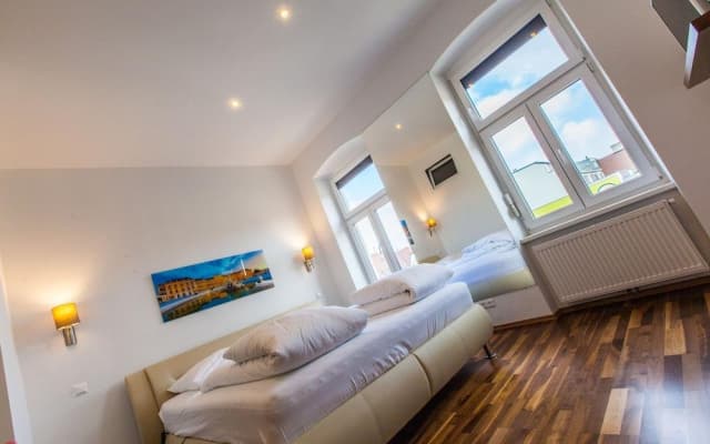 City Apartment by Stadthalle - photo 2