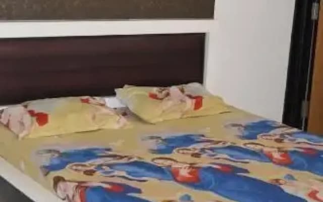 Luxury Inn - photo 3