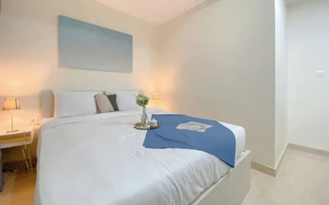 Wonderful And Homey 2Br Apartment At Menteng Park - photo 4