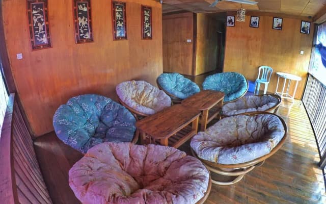 Audi Guest House - photo 2