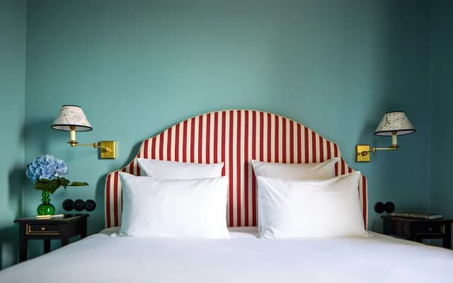 Les Deux Gares and Spa Hotel - photo 2