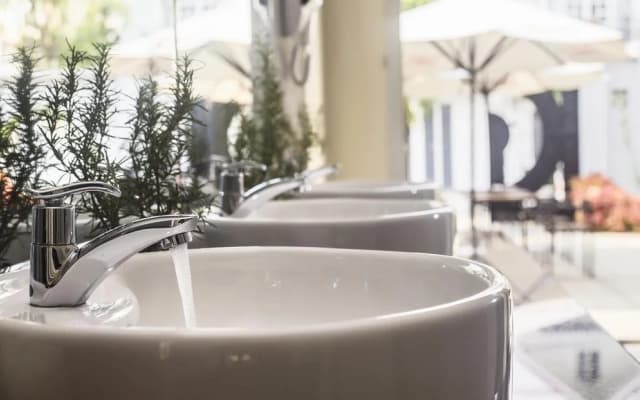 1812 Boutique Hostel - photo 4