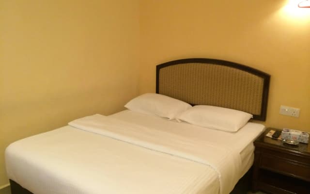 OYO 635 Seven Days Hotel - photo 3