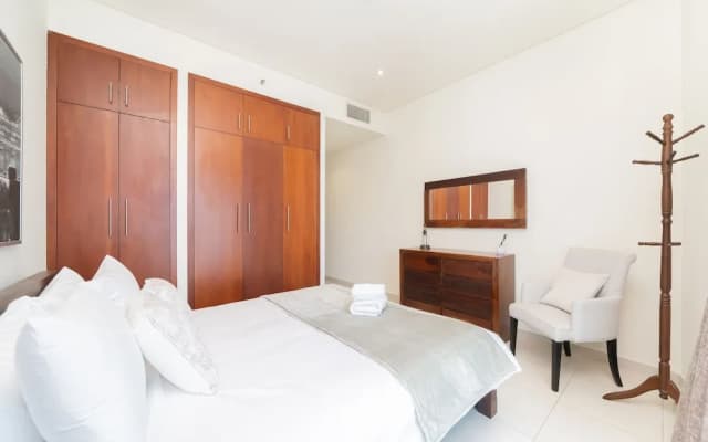 HiGuests - Marina Heights - photo 4