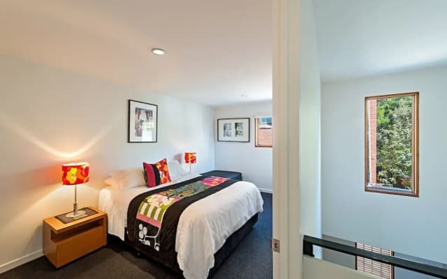 Fitzgeorge - photo 2