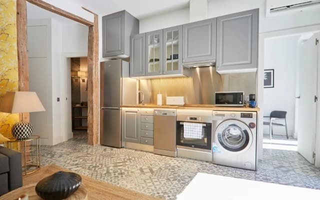 LEEWAYS APARTMENT in FE - photo 2