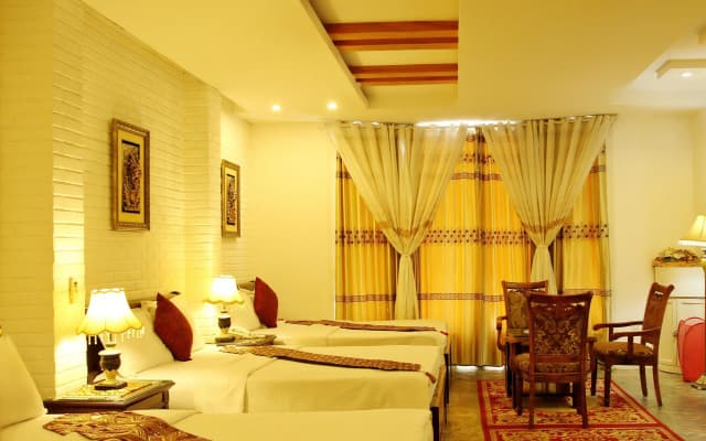 Louis Hotel - photo 4