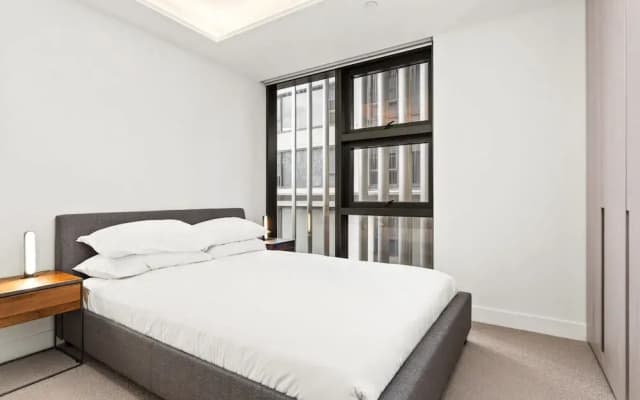 Beautiful 2-bed Unit In Incredible Location - photo 2