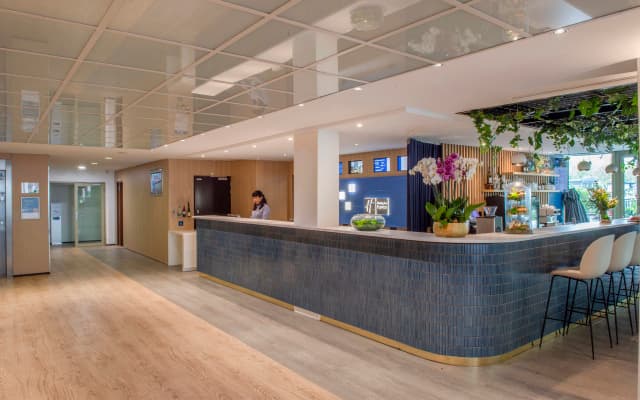 Holiday Inn Express Paris-Canal de la Villette by IHG - photo 2
