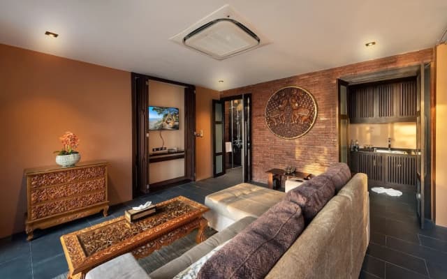 Nirvana  Beach Resort - photo 2