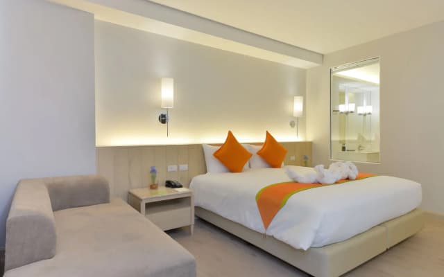 Hisea Huahin Hotel - photo 4