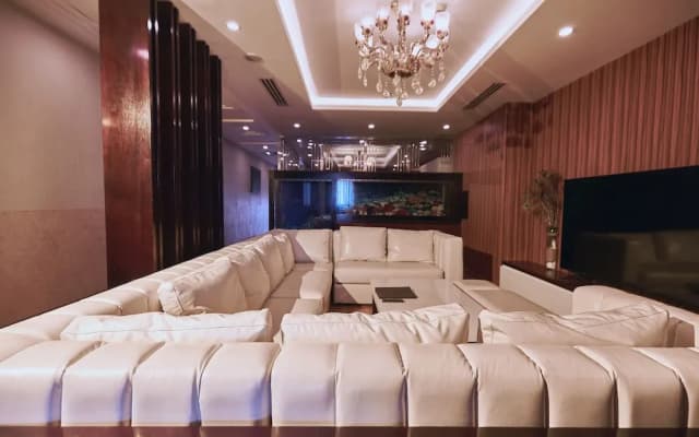 Mercury Apartment Danang - photo 3
