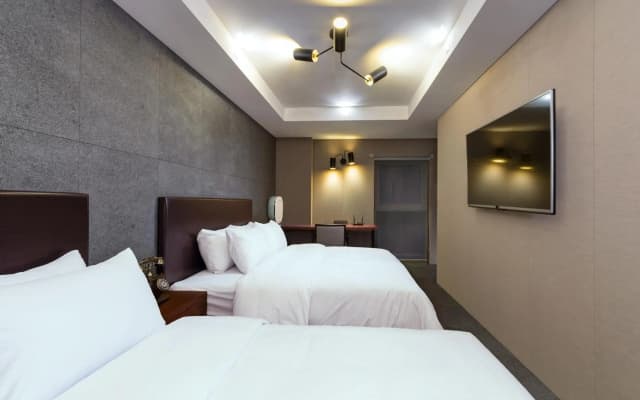 Capace Hotel - photo 5