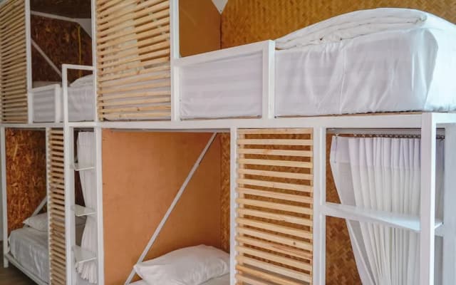 Ralph Hostel - photo 5