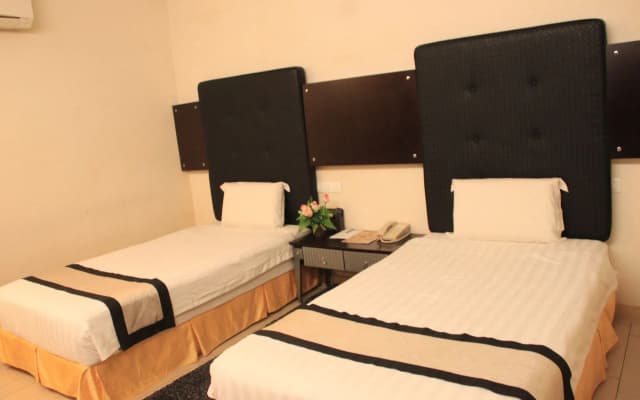 Shervinton Executive Boutique Hotel - photo 5