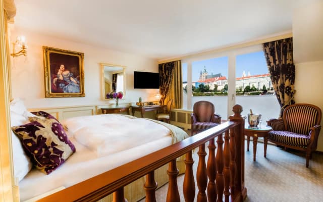 Luxury Family Hotel Royal Palace - photo 4