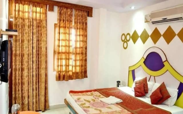 Anoop Hotel - photo 3