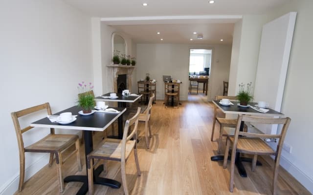 Kennington B&B - photo 2