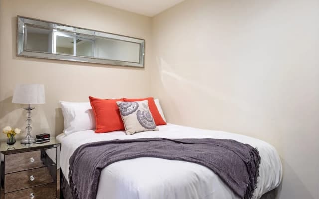 Roomerang at Freshwater Place - photo 2
